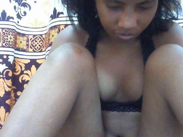 Maylis55 webcam