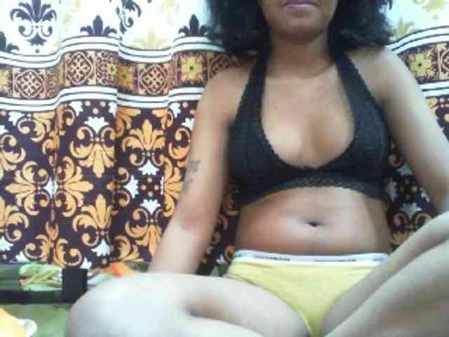 Maylis55 webcam