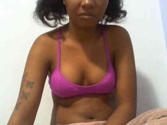 Maylis55 webcam
