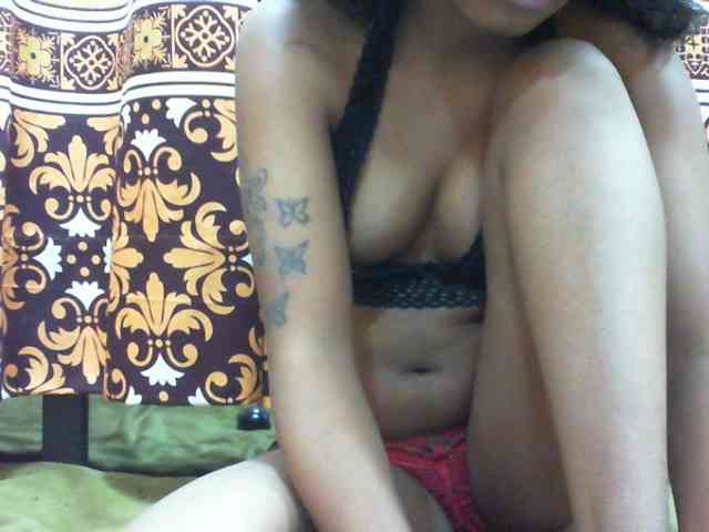 Maylis55 webcam