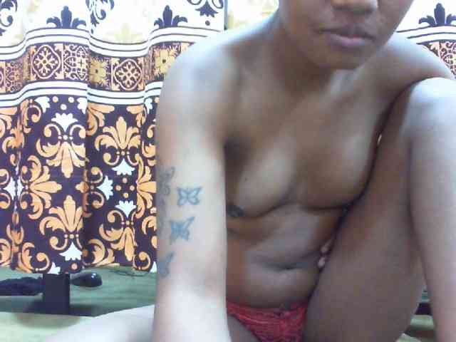 Maylis55 webcam