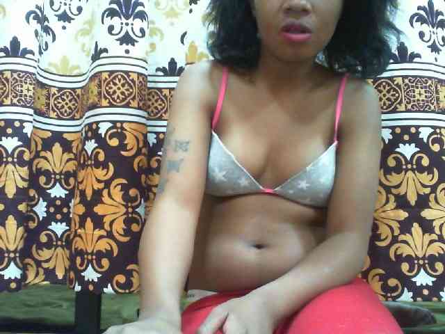 Maylis55 webcam