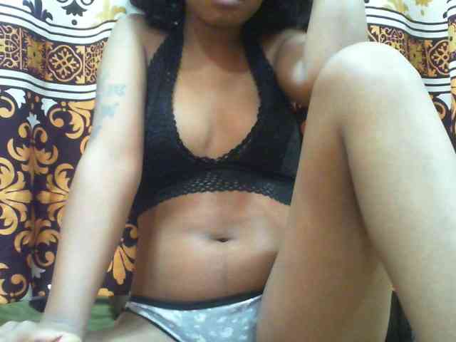 Maylis55 webcam