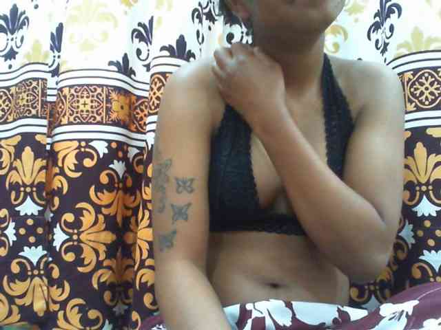 Maylis55 webcam