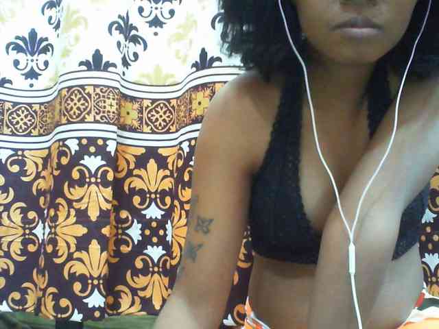 Maylis55 webcam