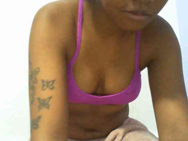 Maylis55 webcam