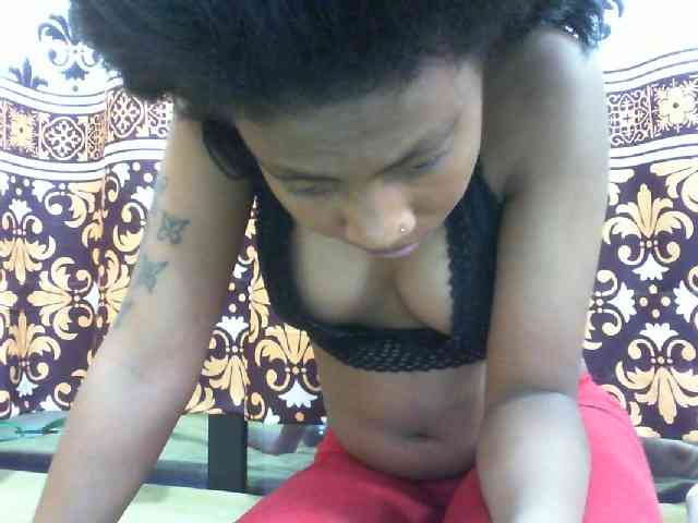 Maylis55 webcam