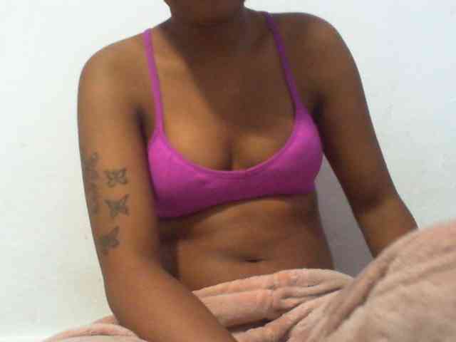 Maylis55 webcam