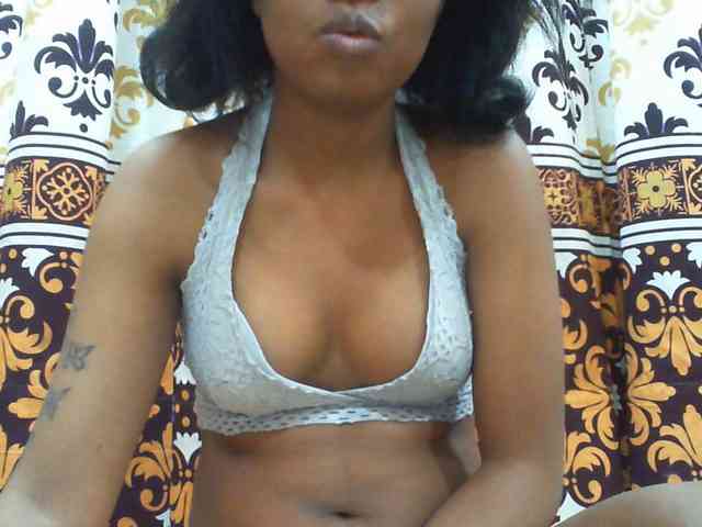 Maylis55 webcam