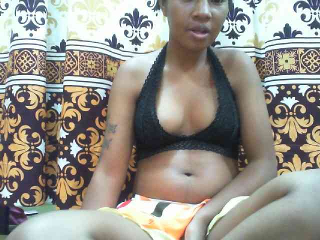 Maylis55 webcam