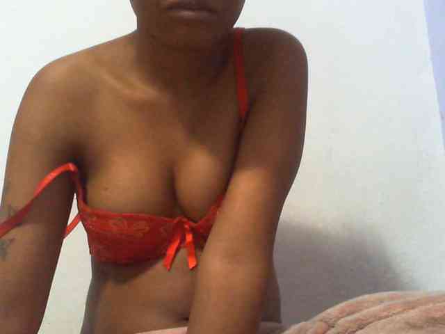 Maylis55 webcam