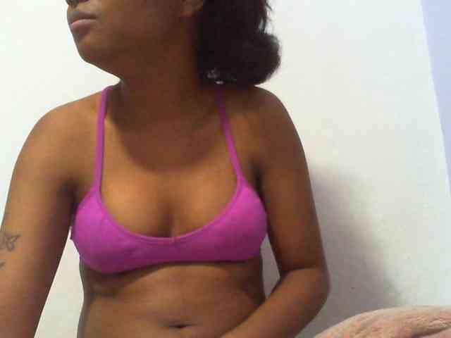 Maylis55 webcam