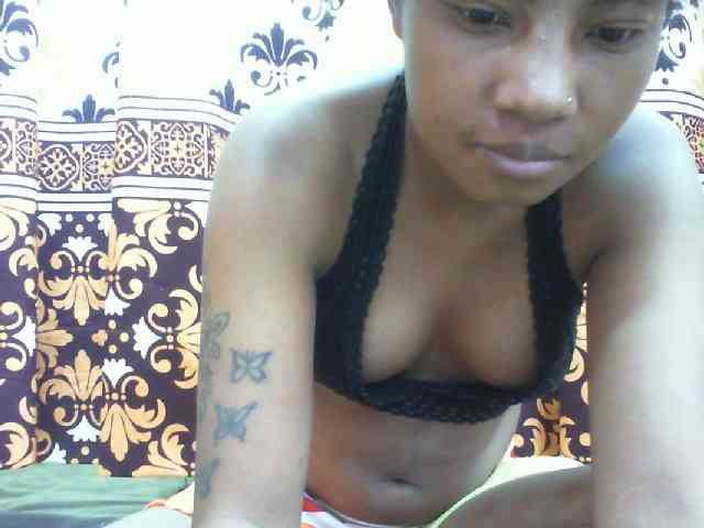 Maylis55 webcam