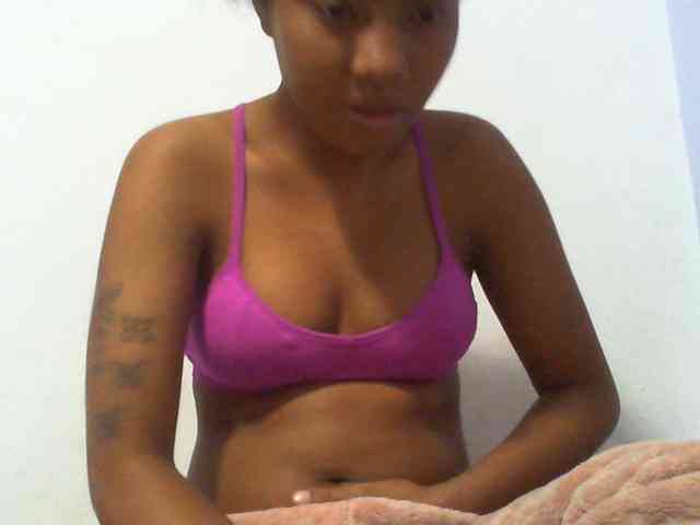 Maylis55 webcam
