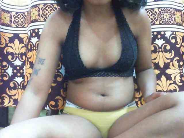Maylis55 webcam
