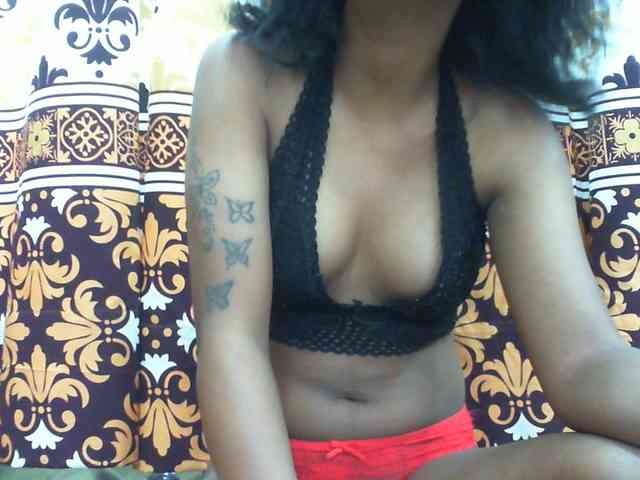 Maylis55 webcam