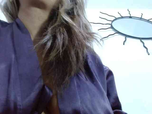 tiffanny-smith webcam