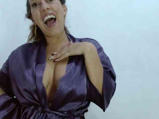 tiffanny-smith webcam