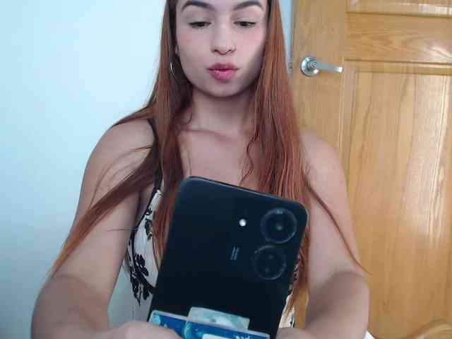 leah-walker webcam