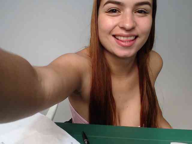 leah-walker webcam