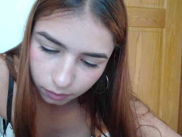 leah-walker webcam