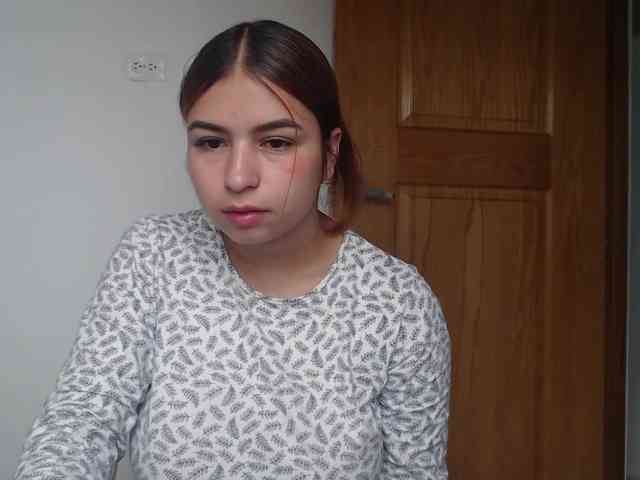 leah-walker webcam