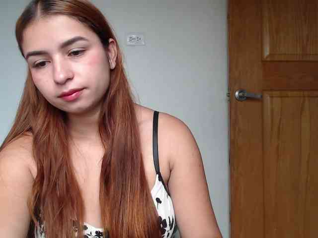 leah-walker webcam