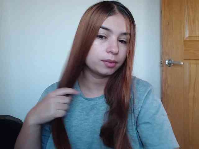 leah-walker webcam