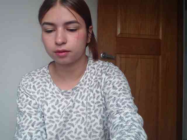 leah-walker webcam