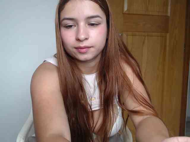 leah-walker webcam