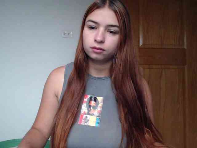 leah-walker webcam