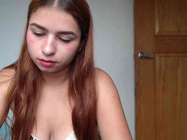 leah-walker webcam