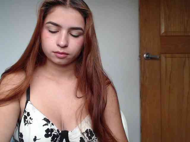 leah-walker webcam
