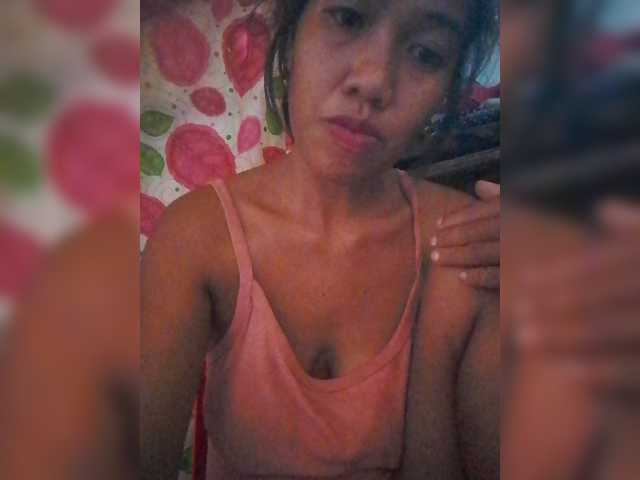 wet-pilipina200 Live Cam on BongaCams