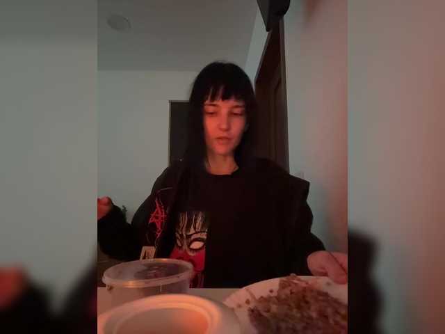 DeadDollz live cam on BongaCams
