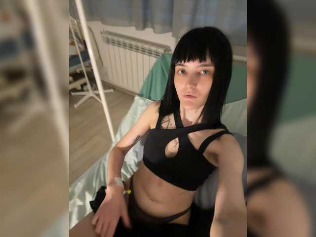 deaddollz cam belle