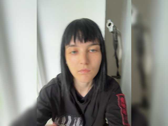 DeadDollz live cam on BongaCams