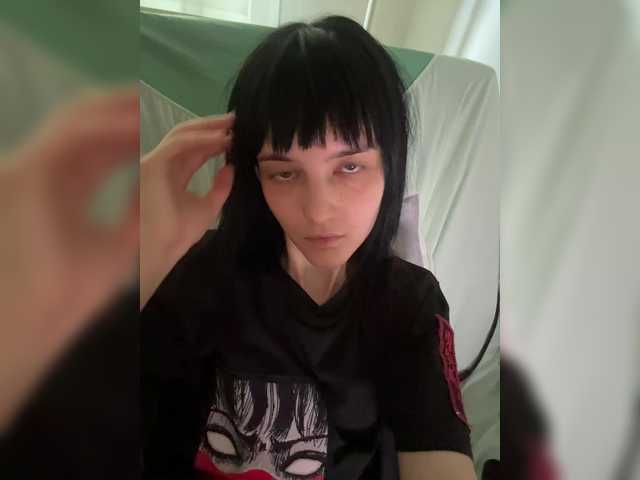DeadDollz live cam on BongaCams