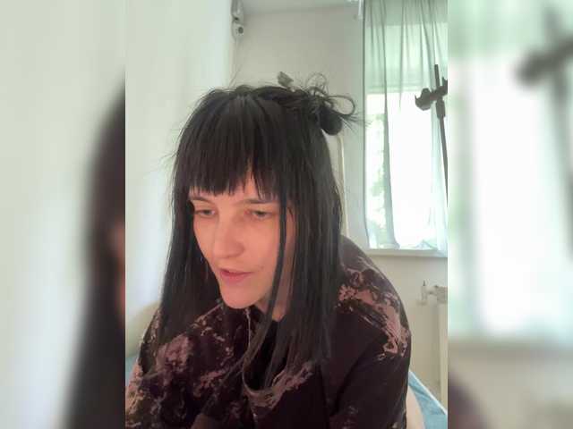 DeadDollz live cam on BongaCams