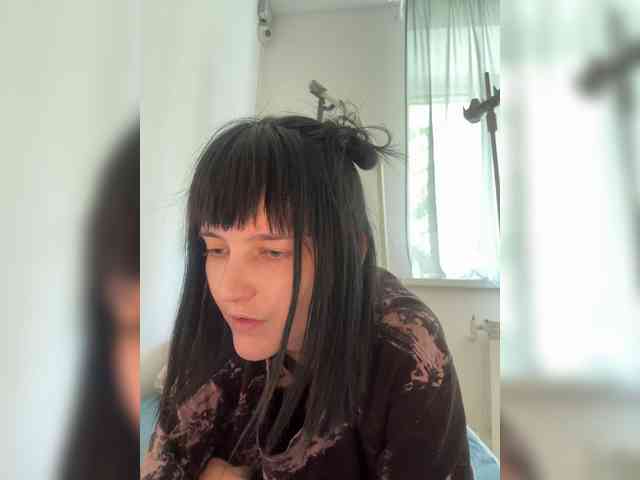 DeadDollz webcam