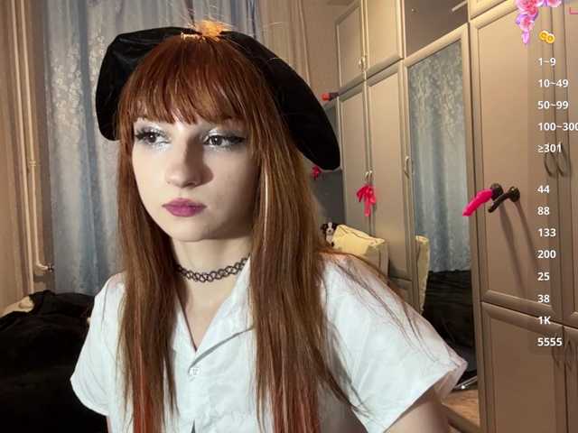 ArielleOltremari's BongaCams show and profile