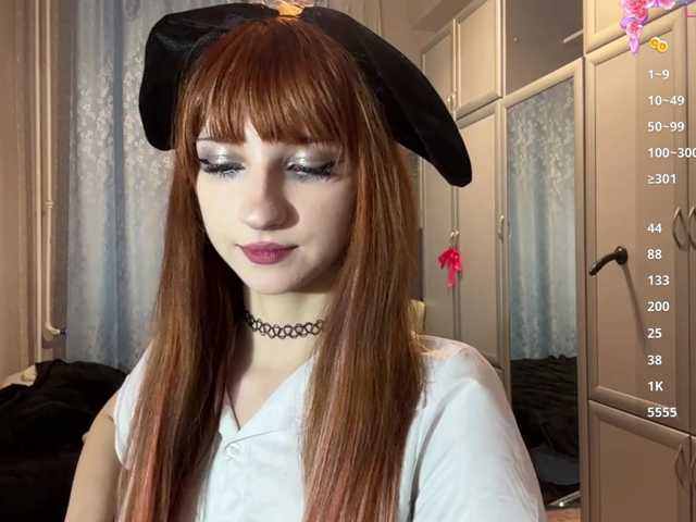 ArielleOltremari's BongaCams show and profile