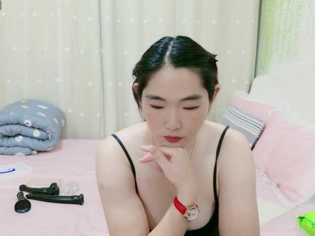 ViviCharm live cam on BongaCams