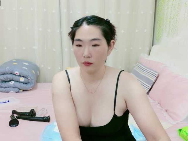 ViviCharm live cam on BongaCams
