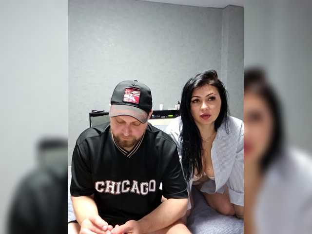 RIM-and-ARI's BongaCams profile