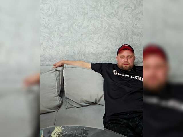 RIM-and-ARI's BongaCams show and profile