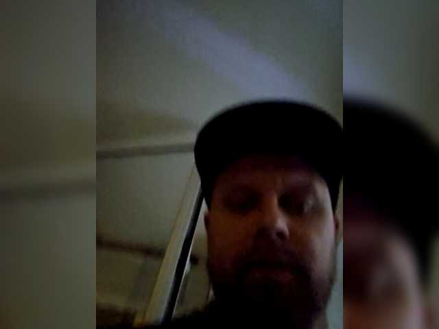 RIM-and-ARI's BongaCams show and profile