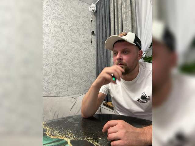 RIM-and-ARI live cam on BongaCams