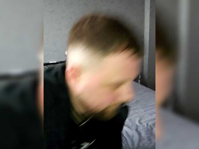 RIM-and-ARI's BongaCams show and profile