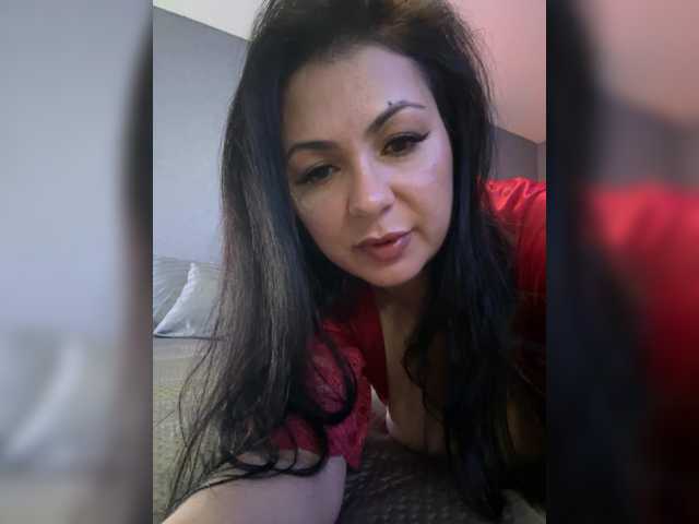 RIM-and-ARI's BongaCams profile